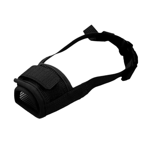 Muselière de Protection en tissu noir. Parfait pour éduquer votre petit chien. Ajustable et anti aboiements. Convient aux chihuahuas, ou aux chats. Vendu dans la boutique « Mon Petit Chihuahua »