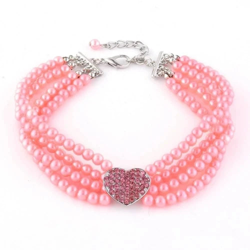 Collier pour Chihuahua en perles rose avec pendentif coeur. Tendance, pour offrir confort et sรฉcuritรฉ ร votre petit chien ou chat