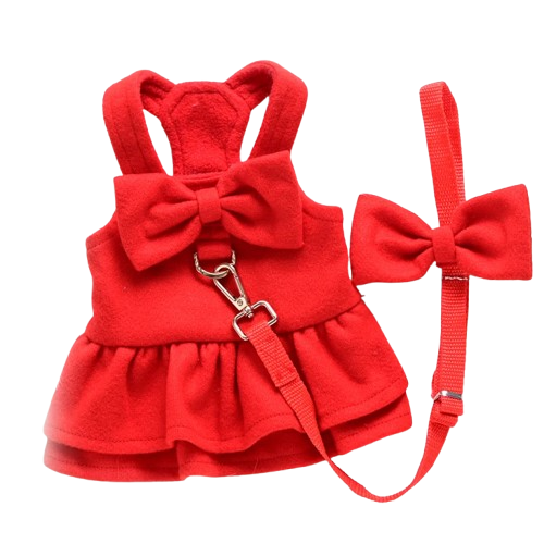 Harnais pour chiens en forme de Robe rouge avec sa laisse assortie. Confortable, convient aux petits chiens, chihuahuas, ou aux chats. Vendu dans la boutique ยซย Mon Petit Chihuahuaย ยป