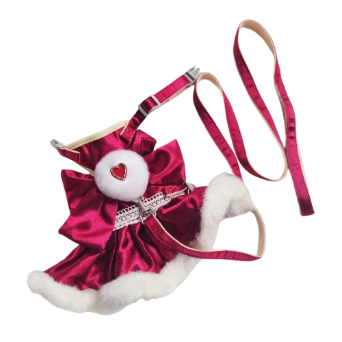 Harnais pour chiens en forme de Robe de princesse fuchsia avec sa laisse assortie. Confortable, convient aux petits chiens, chihuahuas, ou aux chats. Vendu dans la boutique « Mon Petit Chihuahua »