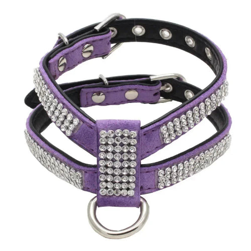 Harnais brillant violet avec strass pour chiens. Confortable, convient aux petits chiens, chihuahuas, ou aux chats. Vendu dans la boutique ยซย Mon Petit Chihuahuaย ยป