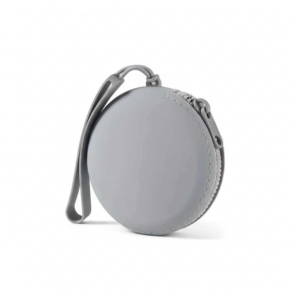 Dog Bowl: Travel pouch for kibble