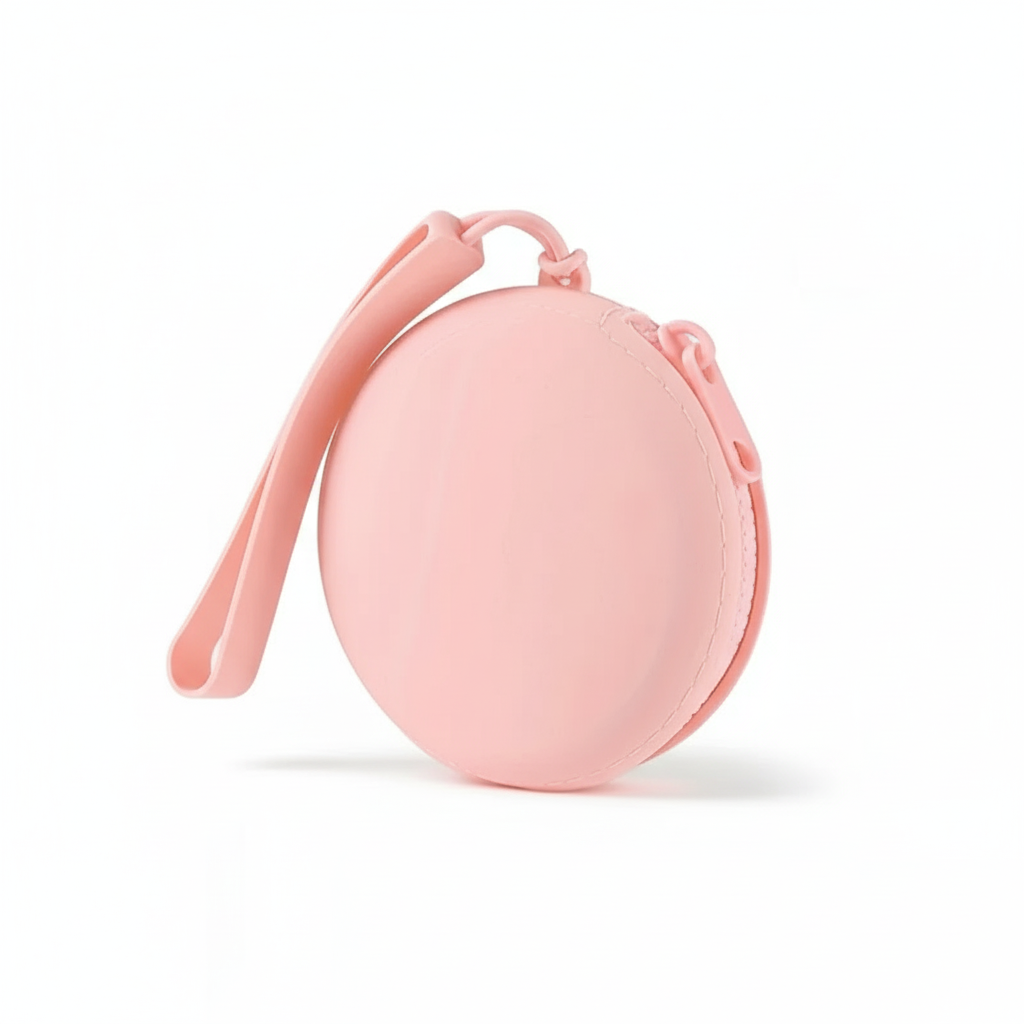 Dog Bowl: Travel pouch for kibble
