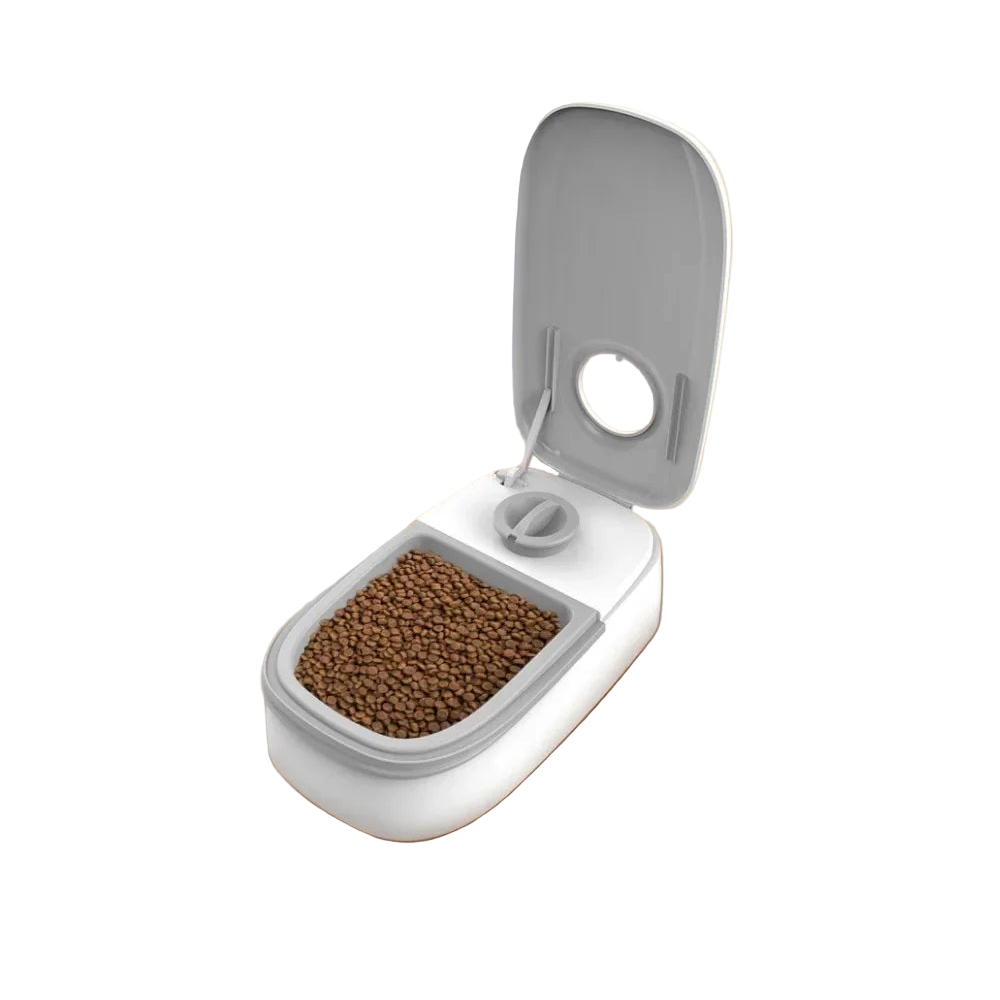 Gamelle simple compartiment. Avec un timer pour ouverture automatique. Adaptée à tous les petits chiens et les chats. Vendue sur la boutique Mon Petit Chihuahua.