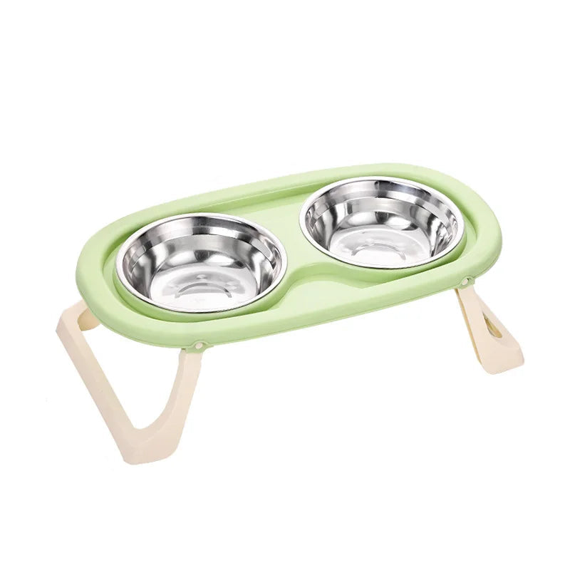 Gamelle double compartiment, surélevée, avec des bols en inox. Adaptée à tous les petits chiens et les chats. Vendue sur la boutique Mon Petit Chihuahua. Couleur verte