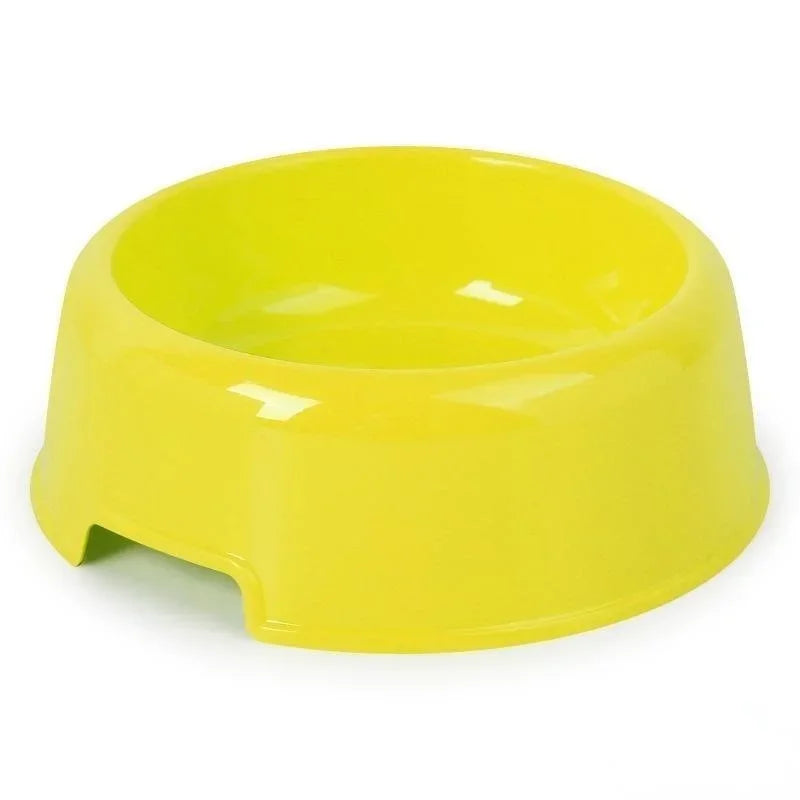 Petite gamelle colorée en plastique. Adaptée à tous les petits chiens et les chats. Vendue sur la boutique Mon Petit Chihuahua. Couleur jaune