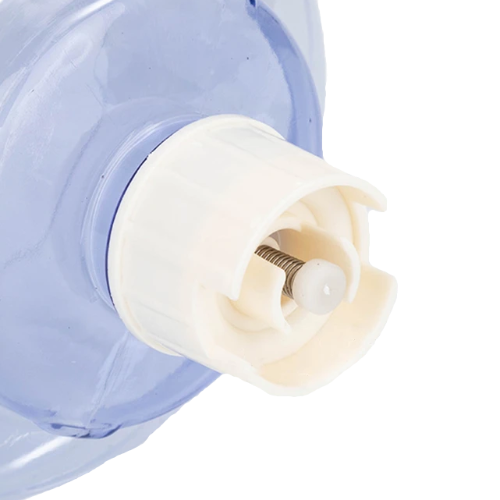 Gamelle distributeur automatique de grande capacité pour l’eau ou les croquettes. Adaptée à tous les petits chiens et les chats. Vendue sur la boutique Mon Petit Chihuahua. Vue de l'embout pour l'eau