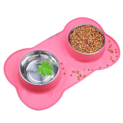 Gamelle double compartiment, avec support plastique antidérapant. Adaptée à tous les petits chiens et les chats. Vendue sur la boutique Mon Petit Chihuahua. Couleur rose