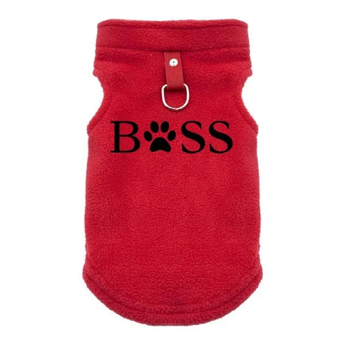 Gilet polaire rouge pour Chihuahua avec motif BOSS brodé en noir – vêtement qui convient à d'autres petits chiens ou chats