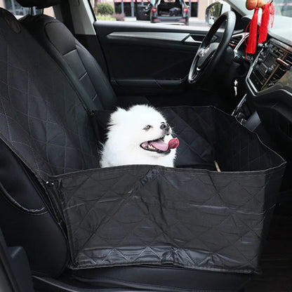 Niche pour Chihuahua : Protection avec panière pour le siège avant de la voiture – Parfait pour les petits chiens ou chats - vue avec chien