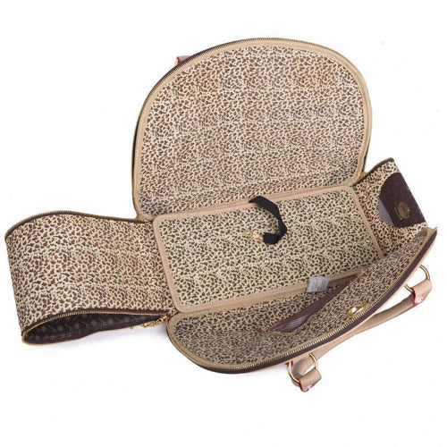 Sac bandoulière de luxe Louis Vuitton marron pour transporter votre Chihuahua - pour emmener partout votre petit chien ou chat - vue ouvert