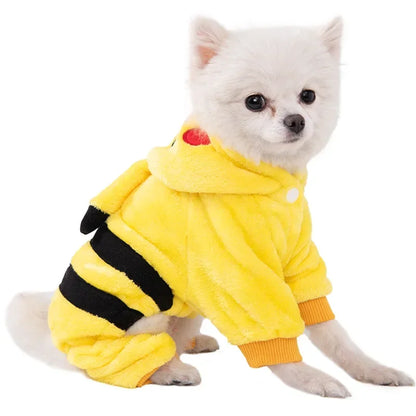 Déguisement Chihuahua : costume de pokemon pikachu confortable et tendance, parfait pour les fêtes, évènements, anniversaires ou halloween – taille parfaite pour les petits chiens - vue sur chien