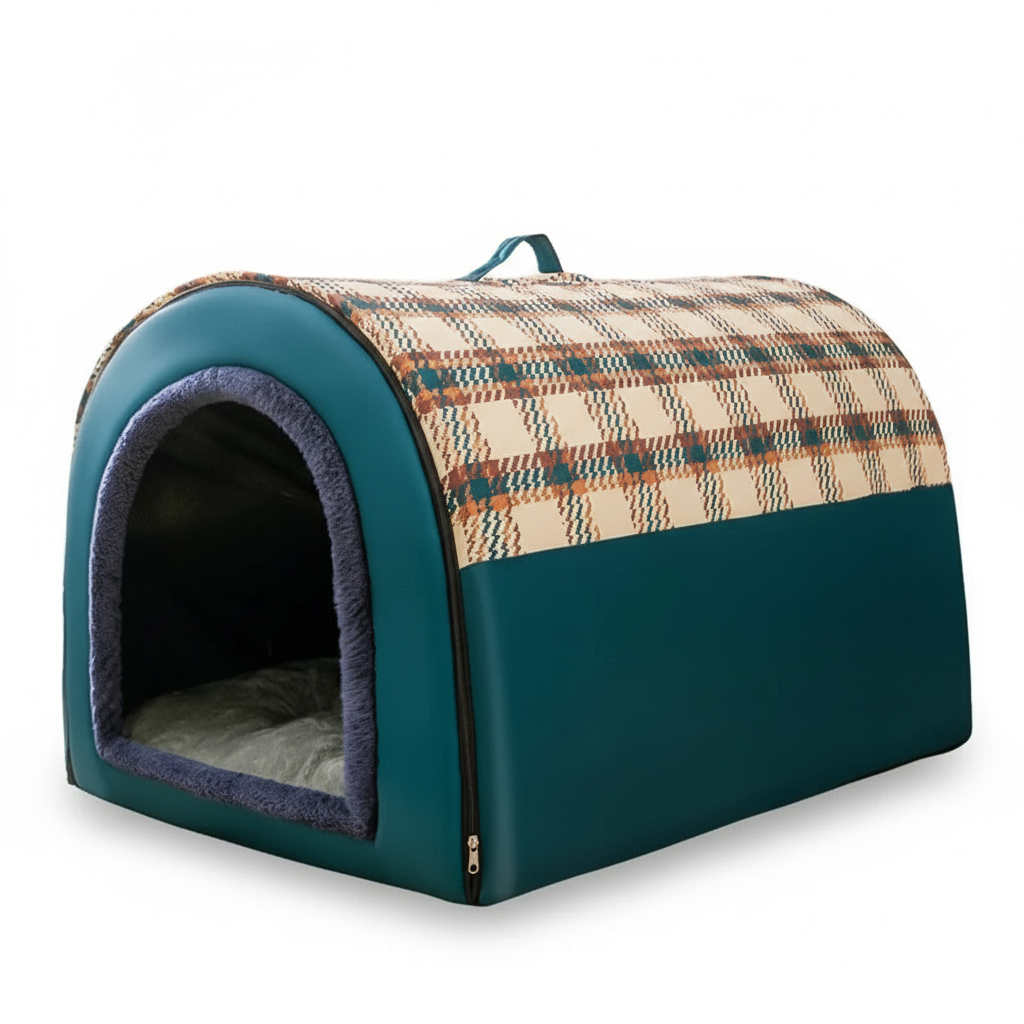 Niche pour petits chiens. Couleur verte bleue avec des motifs carreaux. Vendue sur la boutique Mon Petit Chihuahua. Convient aussi aux Chats.
