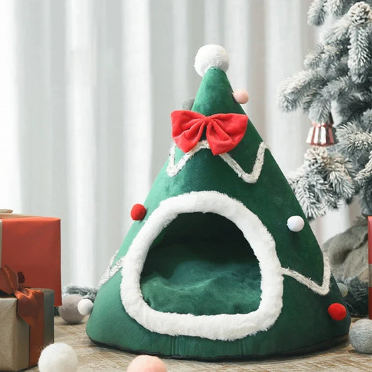 Niche pour Chihuahua en forme de sapin de noël – Confort maximal, parfait pour les petits chiens ou chats - vue dans le salon